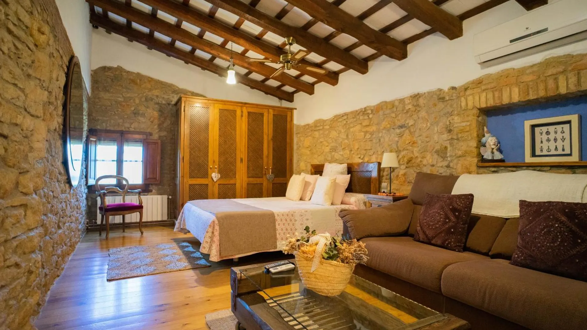 ***  Hotel Mas Rabiol -Costa Brava-Emporda-Only Adults Peratallada Spanien